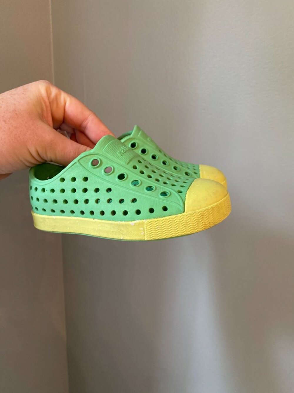 Native Toddler Shoes Jefferson Bloom Candy Green Water-Friendly Lightweight Size
